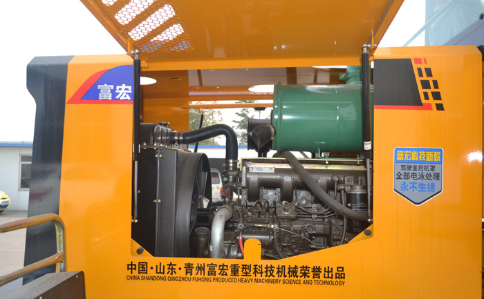 The reason of piston rod bending of loader